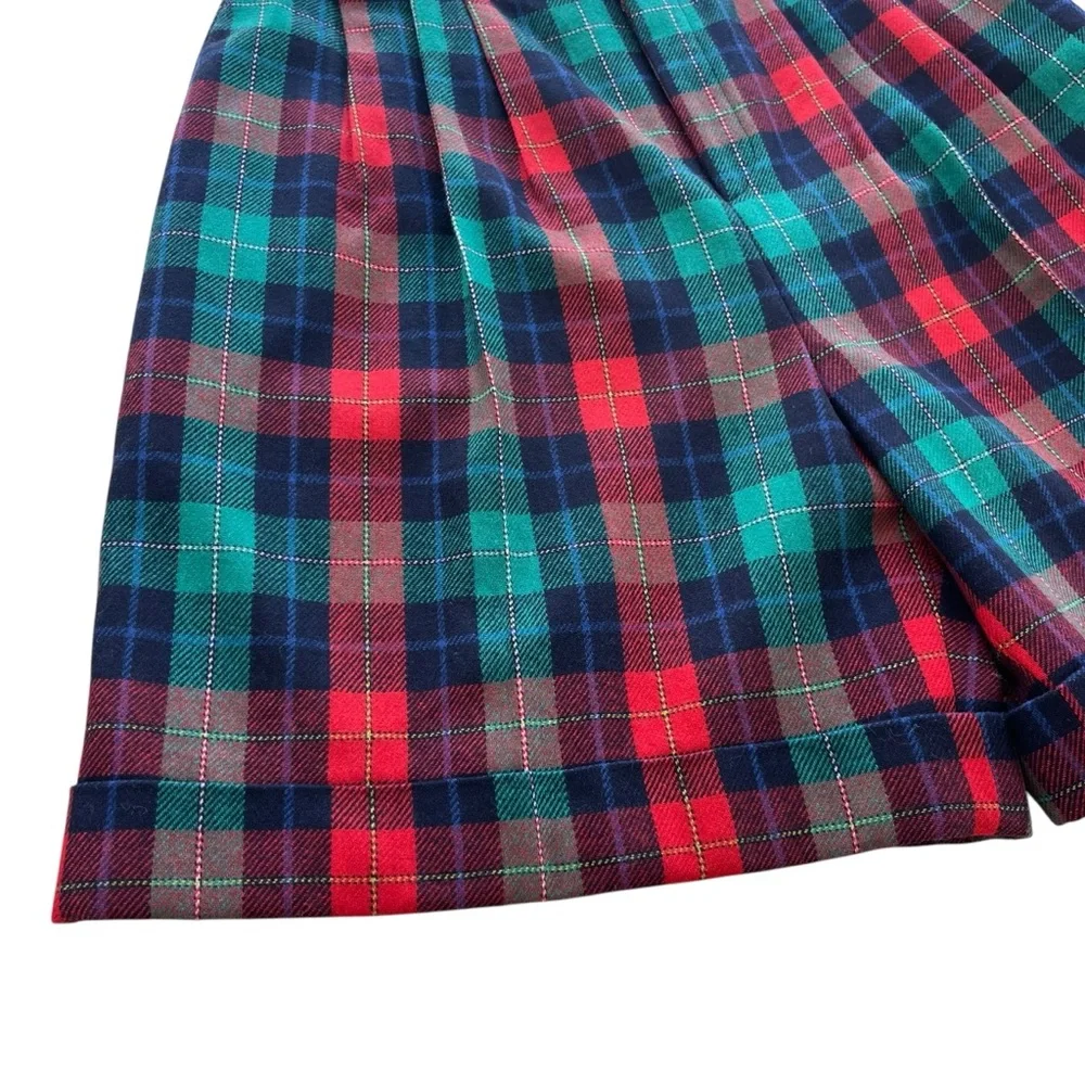 Signature Expressions Women 14 Red Green Plaid Wool Blend Culotte Pleated Shorts